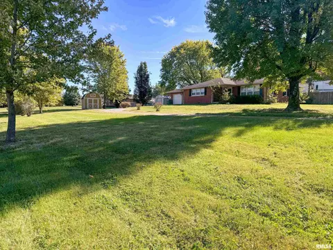 100 Division St, Anna, IL 62906 photo 5