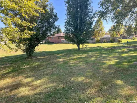 100 Division St, Anna, IL 62906 photo 9