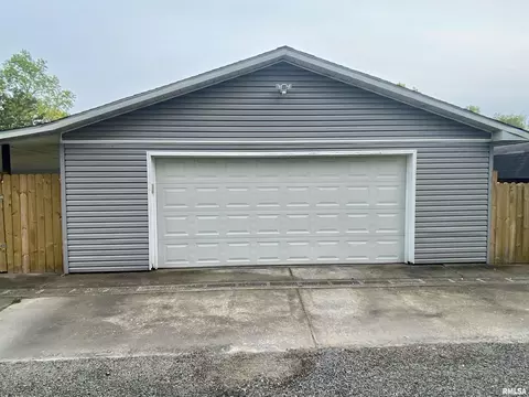 2128 Dewey St, Murphysboro, IL 62966 photo 8