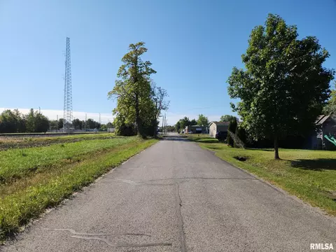 211 E Florence St, Sesser, IL 62884 photo 24