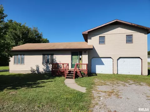 211 E Florence St, Sesser, IL 62884 photo 22