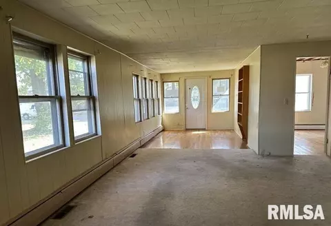 307 Morgan St, Anna, IL 62906 photo 10