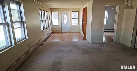 307 Morgan St, Anna, IL 62906 photo 9