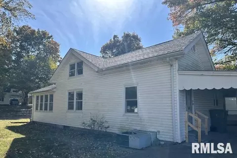 307 Morgan St, Anna, IL 62906 photo 4