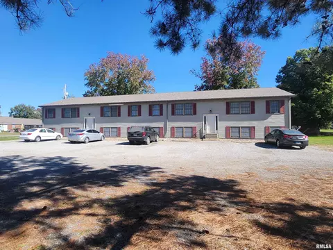 802 Ritter St, Pinckneyville, IL 62832