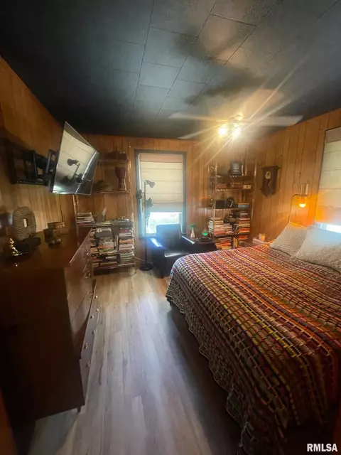 409 Mcfall St, Benton, IL 62812 photo 19