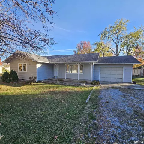 1505 Triangle St, Mount Vernon, IL 62864