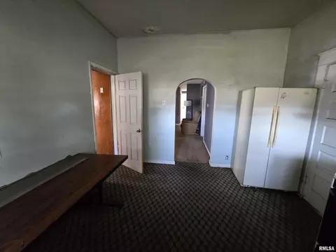 865 E Broadway St, Centralia, IL 62801 photo 17