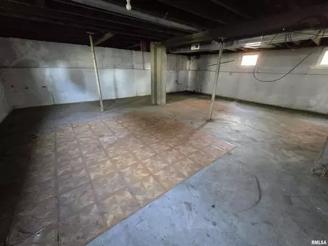 865 E Broadway St, Centralia, IL 62801 photo 25