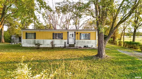 757 W 12th St, Flora, IL 62839 photo 34