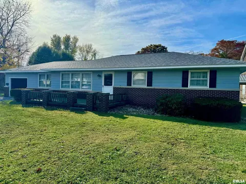 232 Breese St, Centralia, IL 62801 photo 2