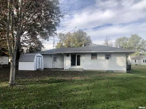 1707 W Walnut St, Marion, IL 62959 photo 6