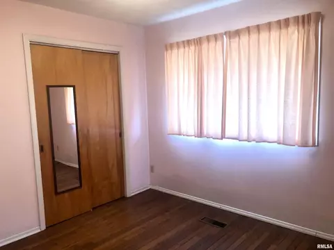 1707 W Walnut St, Marion, IL 62959 photo 15
