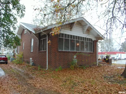 2202 Walnut St, Murphysboro, IL 62966 photo 5