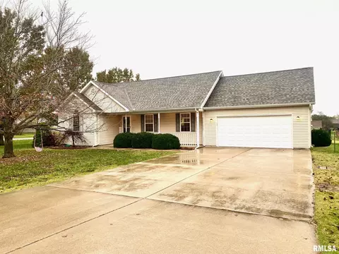 1600 Brandy Ln, Carterville, IL 62918
