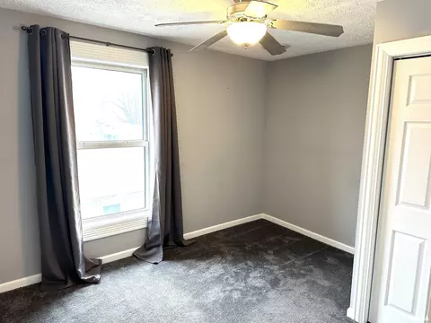 137 S Pine St, Centralia, IL 62801 photo 35