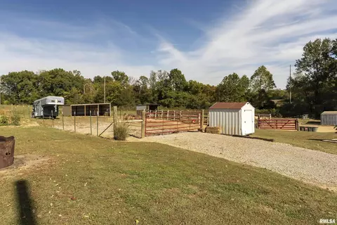 10256 Day Round, Marion, IL 62959 photo 5