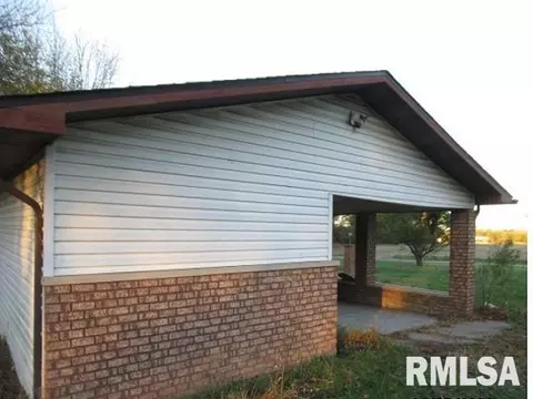 17677 Monroe Rd, Johnston City, IL 62951 photo 14
