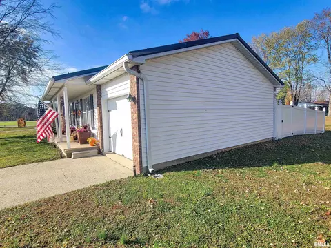 2202 Birch Dr, Olney, IL 62450 photo 42