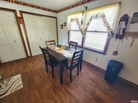 2202 Birch Dr, Olney, IL 62450 photo 16