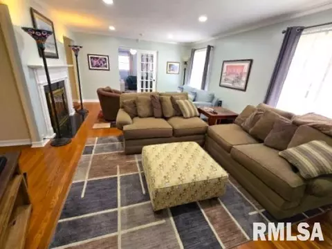 2500 Pace Ave, Mount Vernon, IL 62864 photo 3