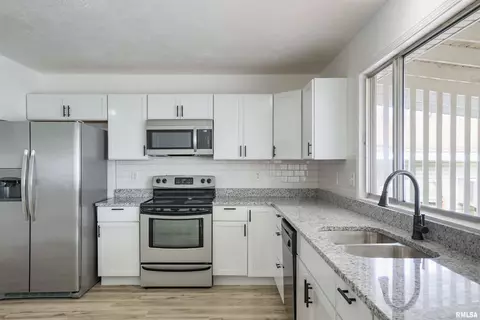 107 N Chamberlain Dr, Marion, IL 62959 photo 15