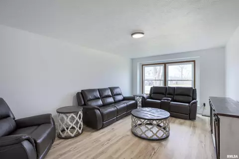107 N Chamberlain Dr, Marion, IL 62959 photo 12