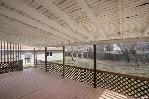 107 N Chamberlain Dr, Marion, IL 62959 photo 27