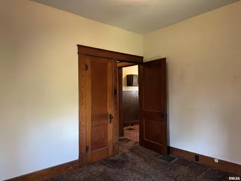 109 E Lewis St, Anna, IL 62906 photo 21