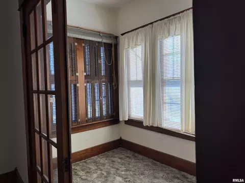 109 E Lewis St, Anna, IL 62906 photo 11