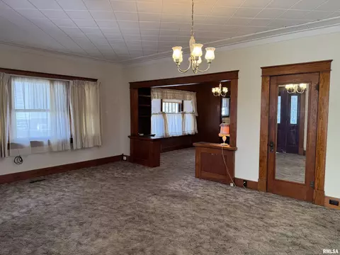 109 E Lewis St, Anna, IL 62906 photo 9