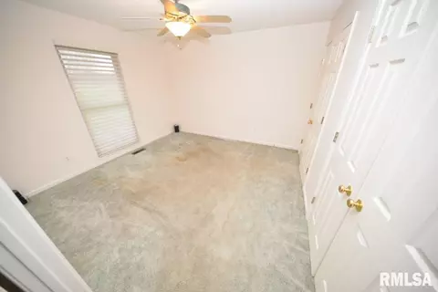 1024 Mulligan Dr, Mount Vernon, IL 62864 photo 23