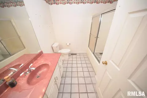 1024 Mulligan Dr, Mount Vernon, IL 62864 photo 25