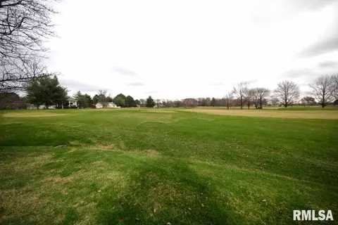 1024 Mulligan Dr, Mount Vernon, IL 62864 photo 10