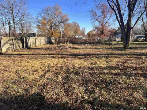 7317 Norris Dr, Marion, IL 62959