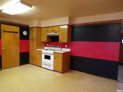 205 Dixie Dr, Chester, IL 62233 photo 7