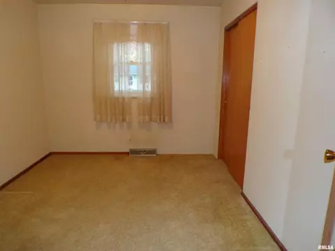 205 Dixie Dr, Chester, IL 62233 photo 17