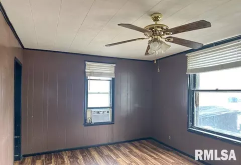 203 George St, Anna, IL 62906 photo 6