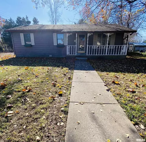 303 E Church St, Galatia, IL 62935
