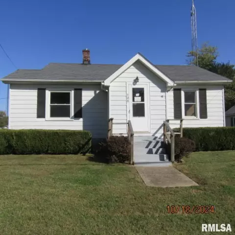 308 W Moore Pl, Mcleansboro, IL 62859