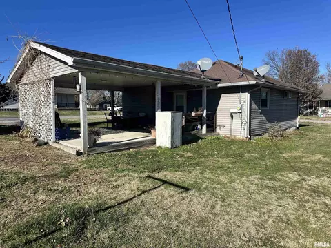 200 Wilson St, Valier, IL 62891 photo 5