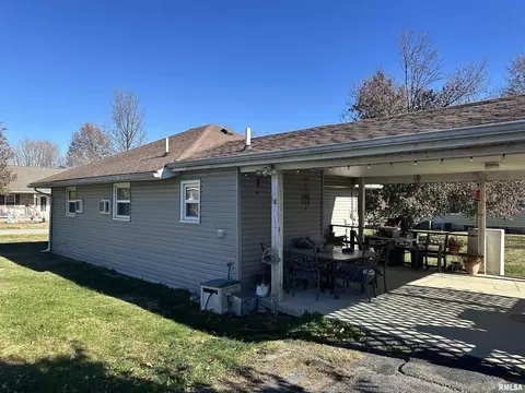 200 Wilson St, Valier, IL 62891 photo 4