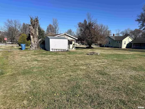 200 Wilson St, Valier, IL 62891 photo 6
