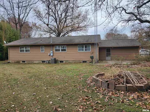 185 Circle Dr, Herrin, IL 62948 photo 5