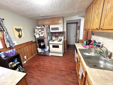 413 S 26th St, Herrin, IL 62948 photo 9