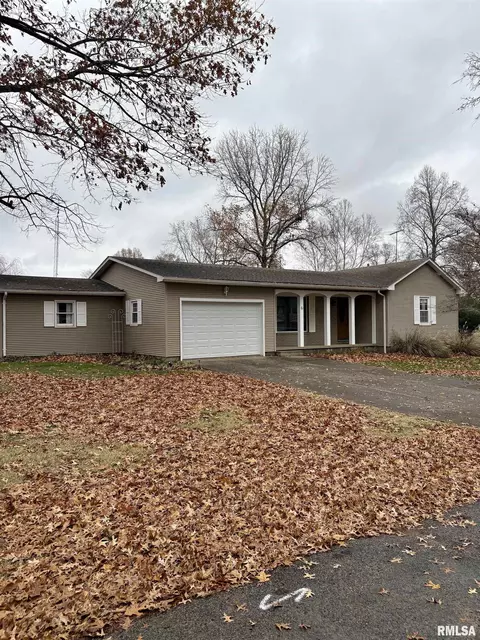 6 Valley Forge St, Harrisburg, IL 62946