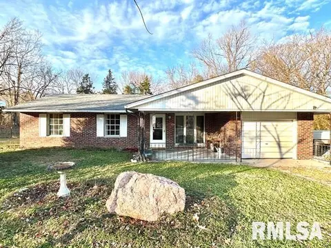 707 Cedar Creek Rd, Makanda, IL 62958