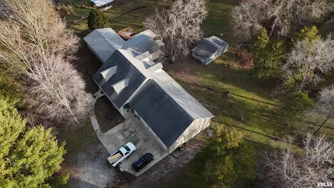 14052 Summer Rd, Benton, IL 62812 photo 9