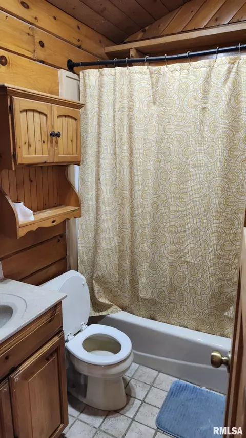 15479 Willis Rd, Benton, IL 62812 photo 8
