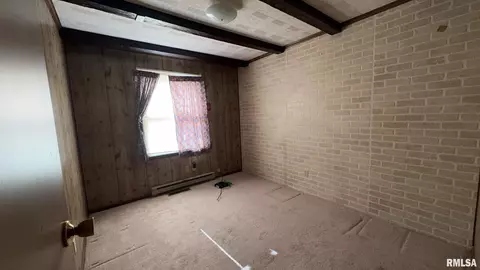 1113 E Ruth St, Benton, IL 62812 photo 12